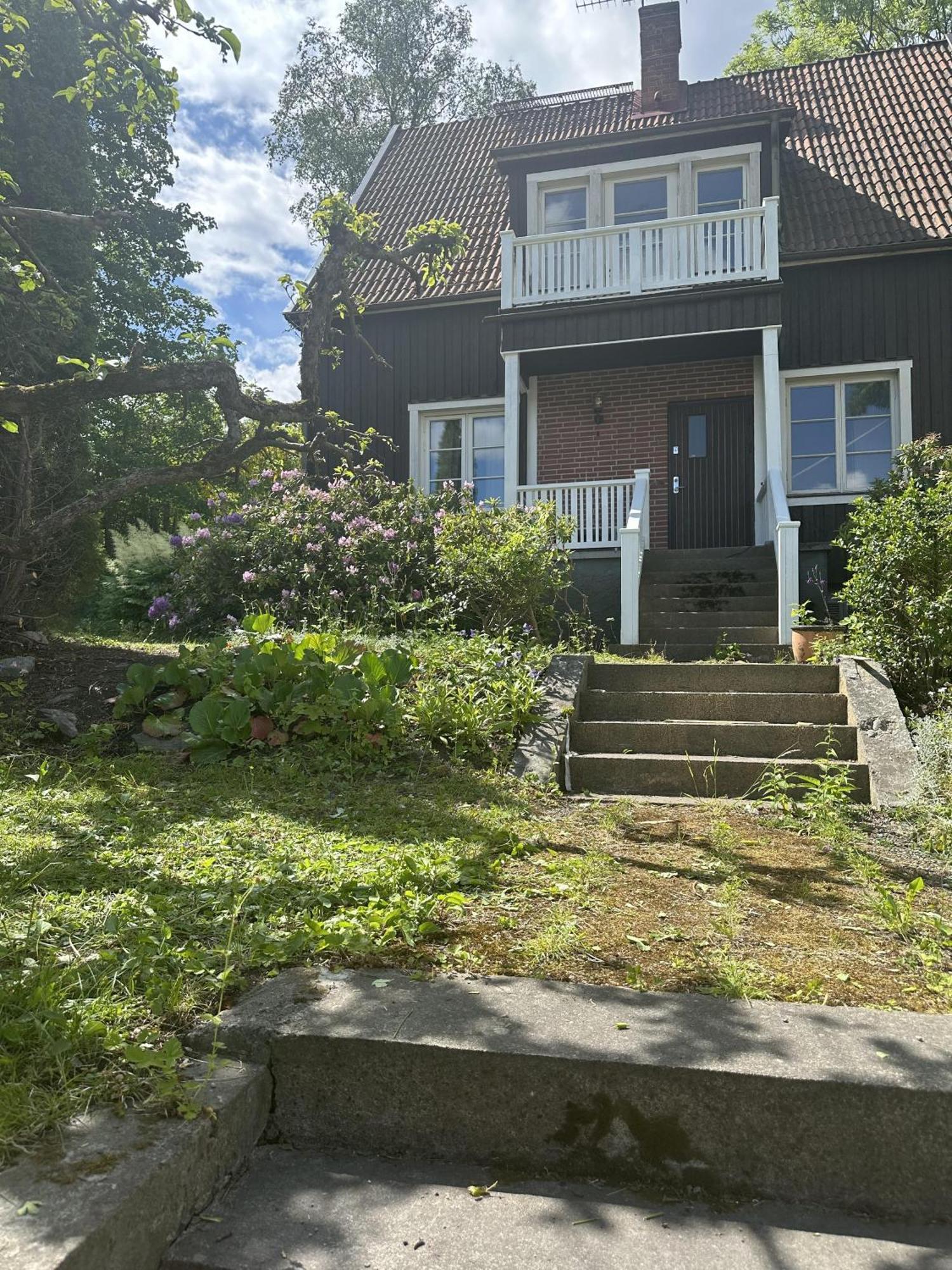 Feriehus - 5-beds - Sleeps 12 - Garden Stockholm